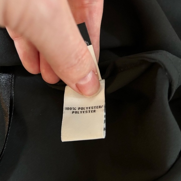 DIANE VON FURSTENBERG reagan drapey sleeveless blouse top black size M - Picture 9 of 10